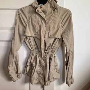 Rain coat
